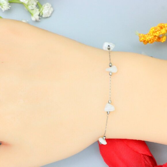 "Elegant & Trendy Bracelet, A Perfect Gift for Women, Thoughtful, EVCH1068 - Picture 7 of 10